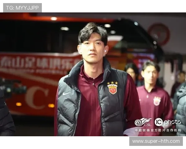 海港门将颜骏凌多次神勇扑救 力保冠军奖杯不失